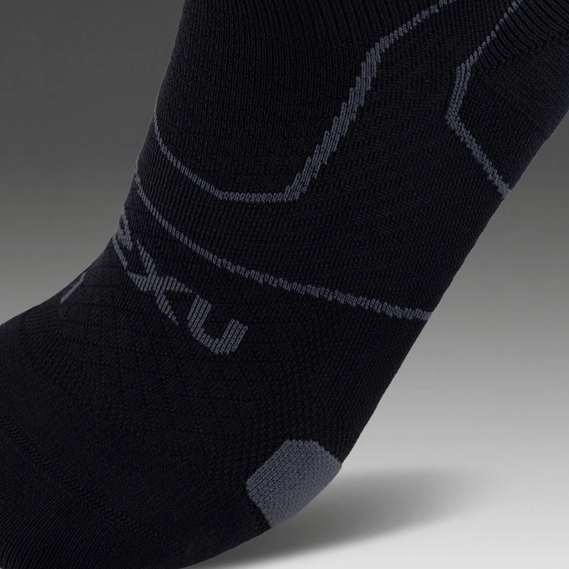 2XU Vectr Cushion Crew Socks