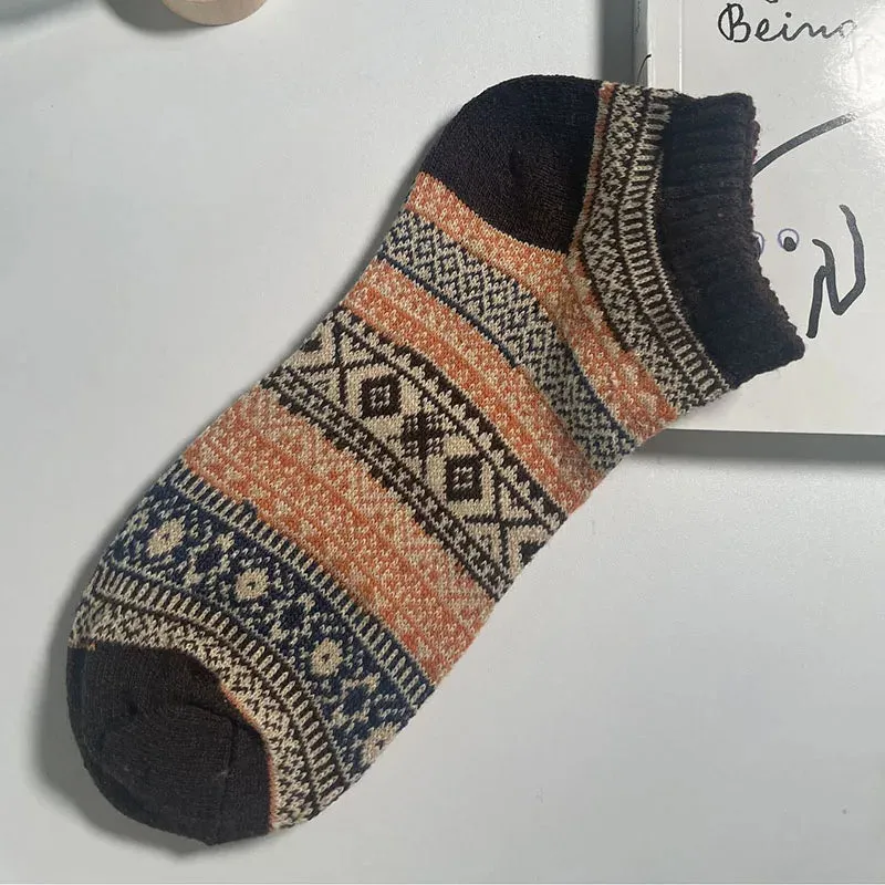 5 Pairs Men's Wool Cotton Socks with Vintage Design