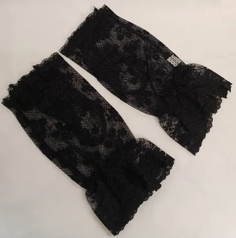 Arnetta Jr -- Girl's Lace Fingerless Gloves -- Black