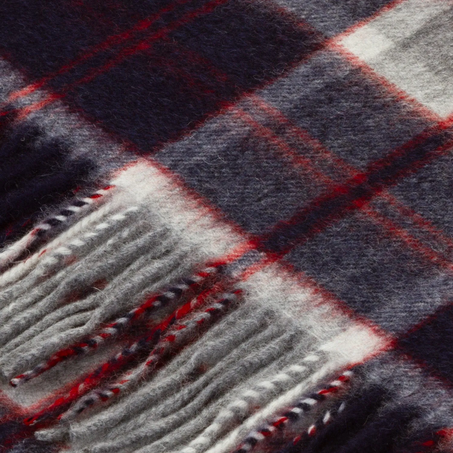 Balmoral 100% Cashmere Woven Scarf Bannockbane Navy