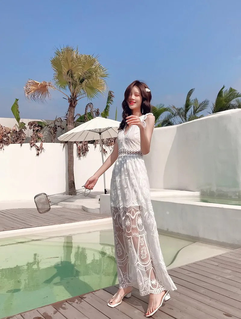 Bohemian Holiday Lace Sexy Backless Beach Long Dress