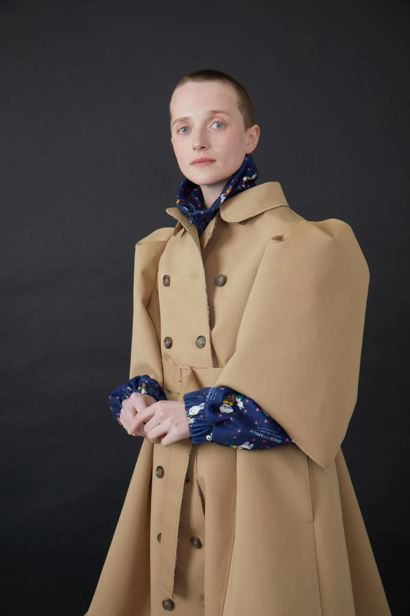 Bonding Trench Coat / Beige