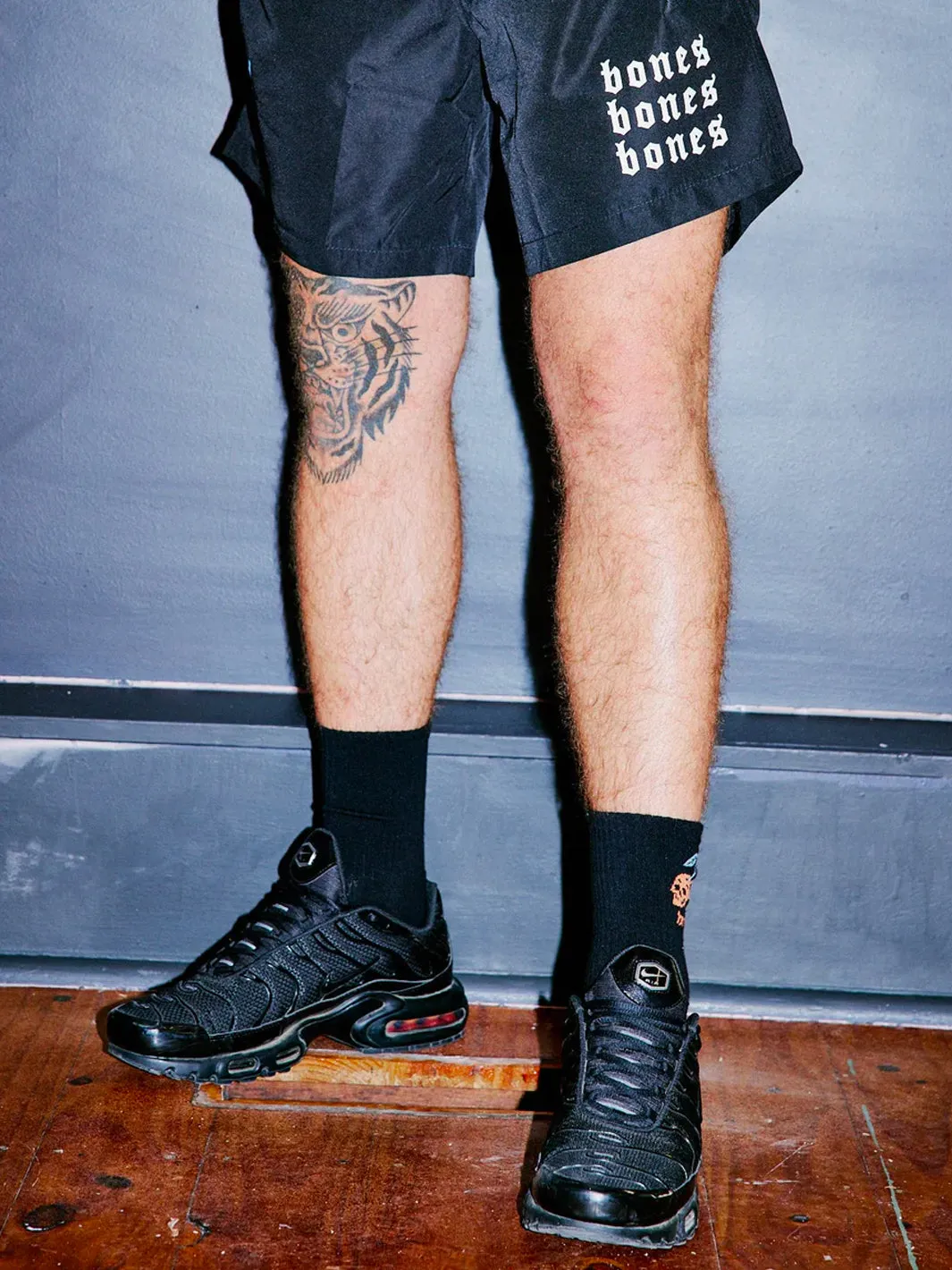 CHERRY BOMB SOCKS - BLACK