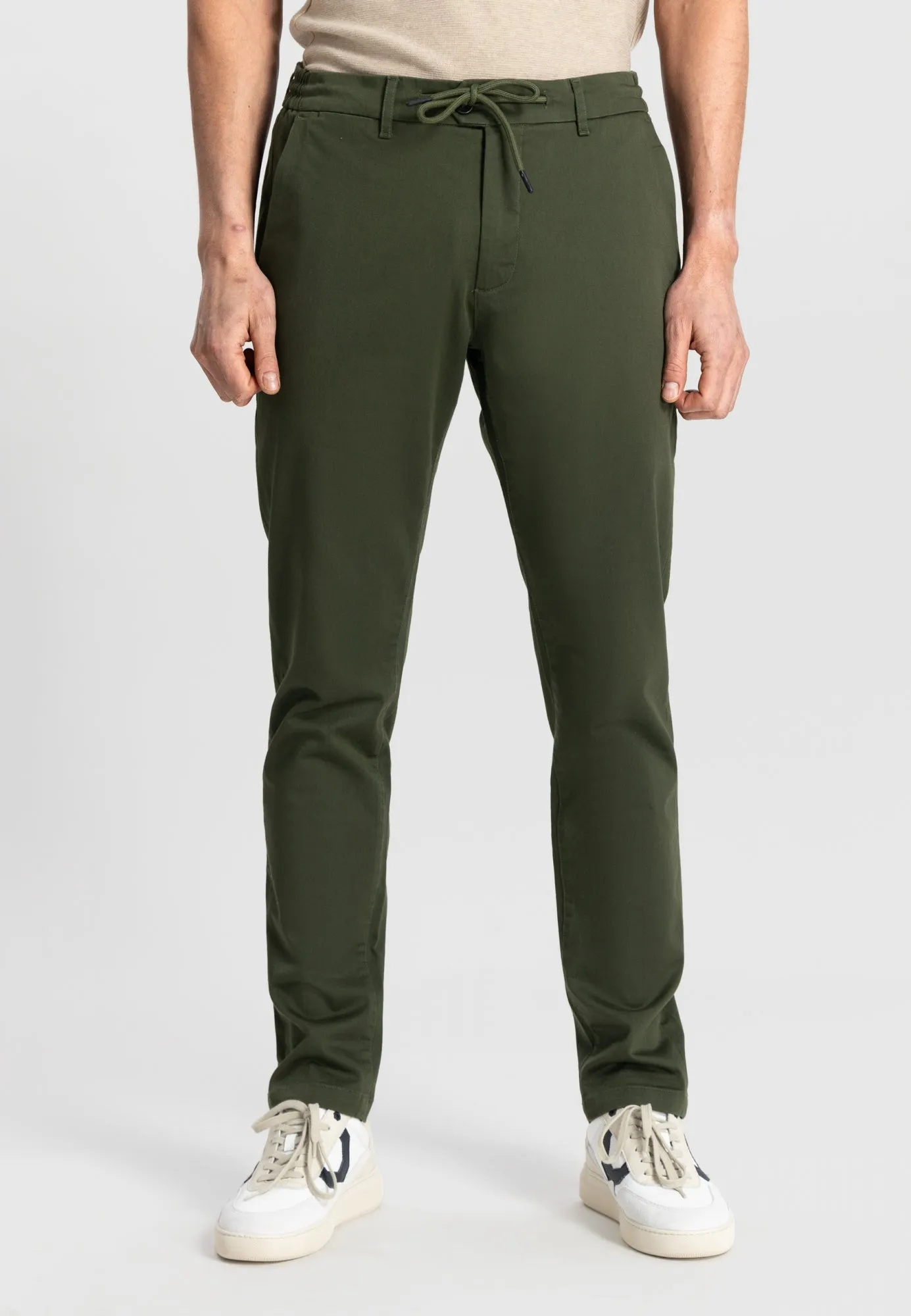 The Lancaster Tapered Jogger Twill Knit