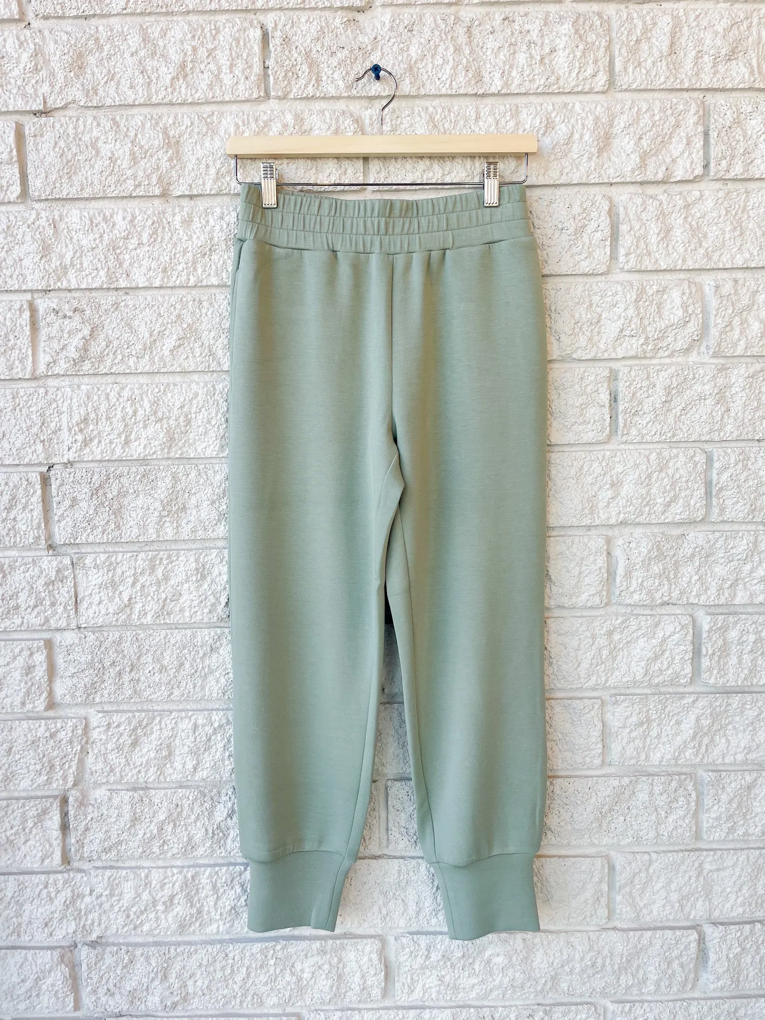 The Slim Cuff Pant 25