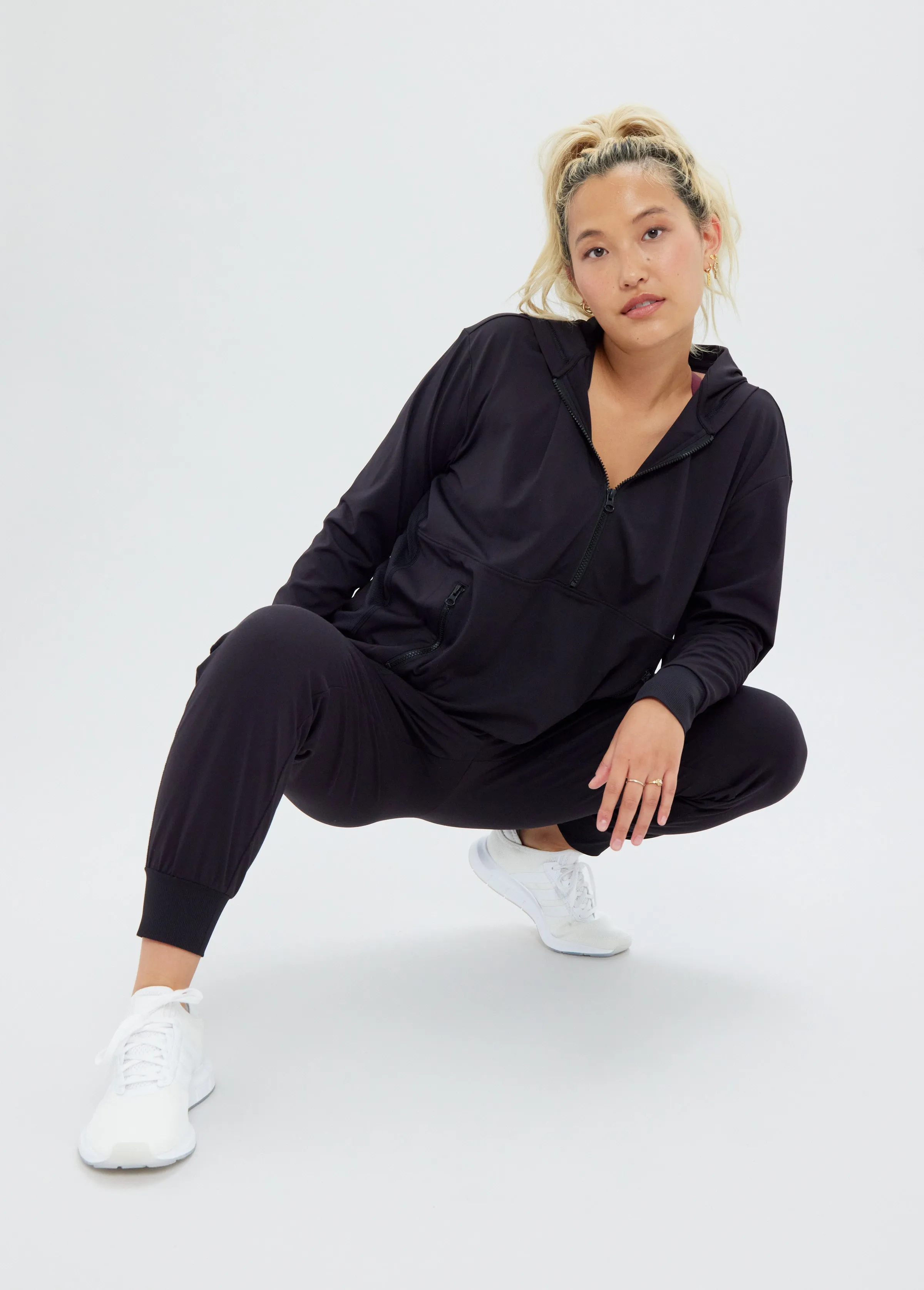 The Ultimate Maternity and Nursing Pullover Black